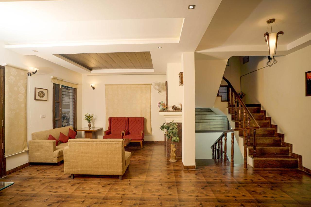 Casa Belvedere Luxury Villas Dagshai Bagian luar foto